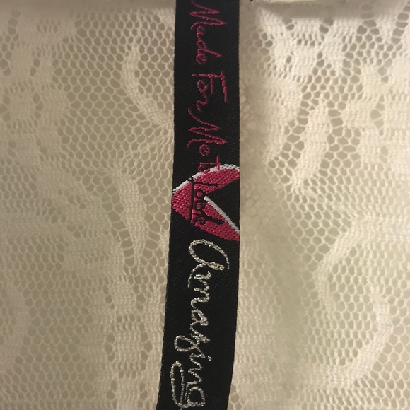 Vest - Picture 2 of 3